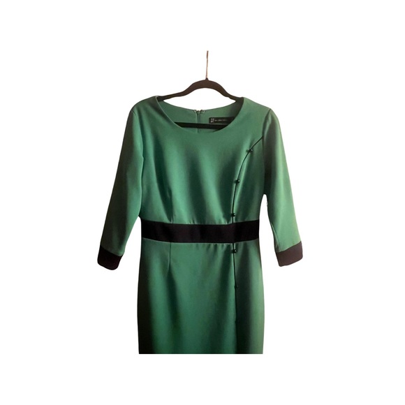 New York and Company dress - Picture 2 of 3